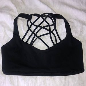BNWT Free to be Wild Bra Lululemon